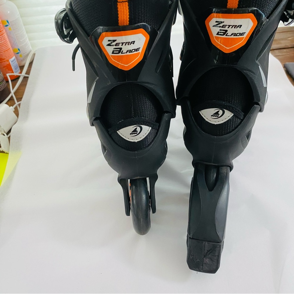 Zetrablade Inline Rollerblade Black & Neon Orange Perfect Beginner Skates Size 8 - Picture 7 of 10